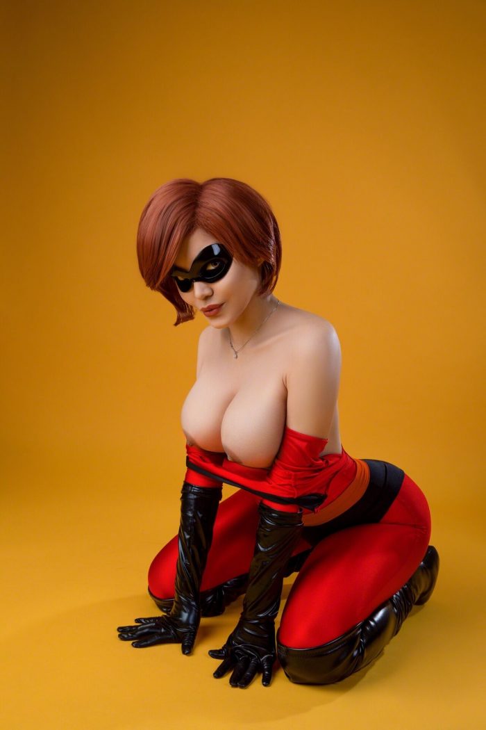Kalinka Fox Elastigirl-10
