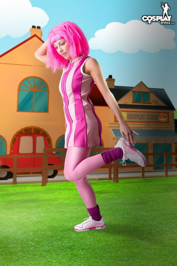 Adorable girl with pink hair Lazy Town exposes her nice body on a lawn-02