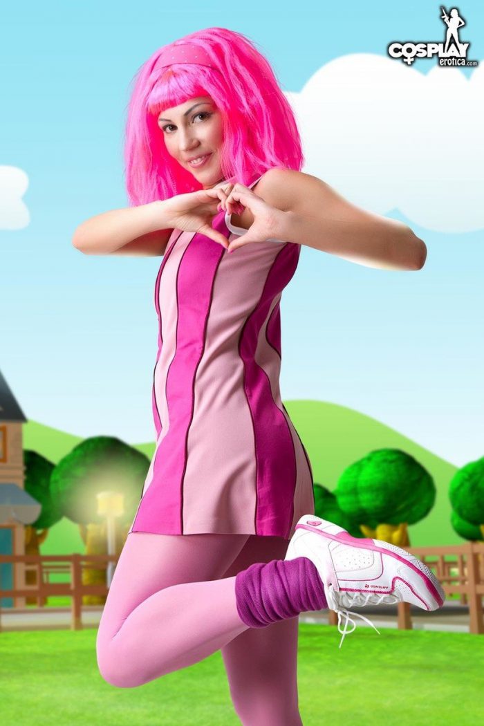 Adorable girl with pink hair Lazy Town exposes her nice body on a lawn-06